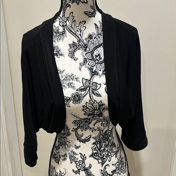 Neuva Women’s Cropped shrug 3/4 sleeve black small - Picture 1 of 4